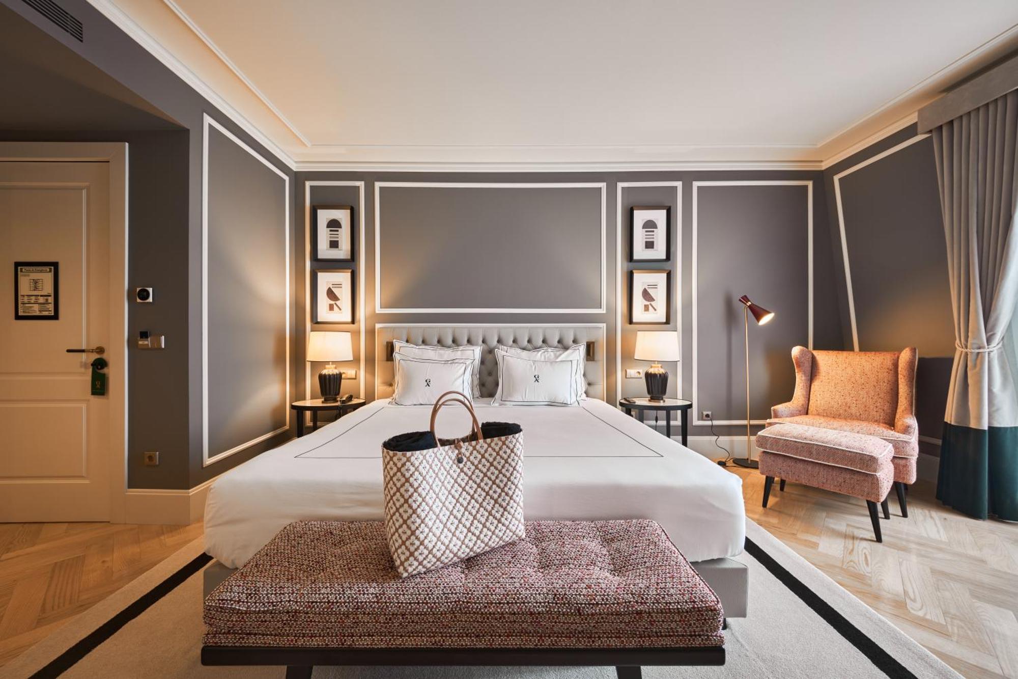 Ga Palace Hotel & Spa, A Xixth-Century Villa Porto Exterior photo Deluxe Room